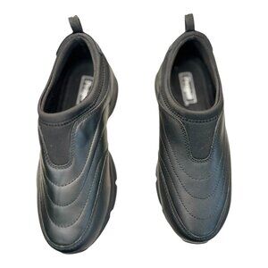 Propet Women’s Black Slip-On Comfort Walking RubberOuter Sole Shoes Size 8